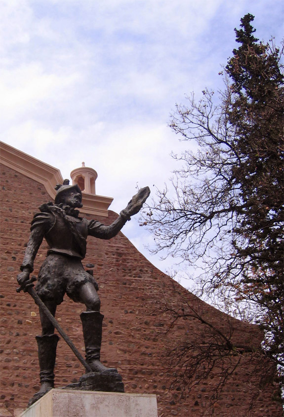 The Córdoba City was founded on July 6, 1573 by Jerónimo Luis de Cabrera (monument) 